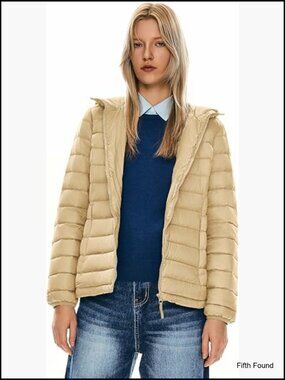 Packable Down Jacket Hooded Ultra Lightweight Short Puffer Coat Pockets